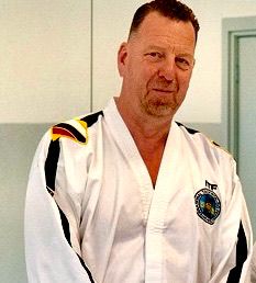 Master Colin Bakker, VIII